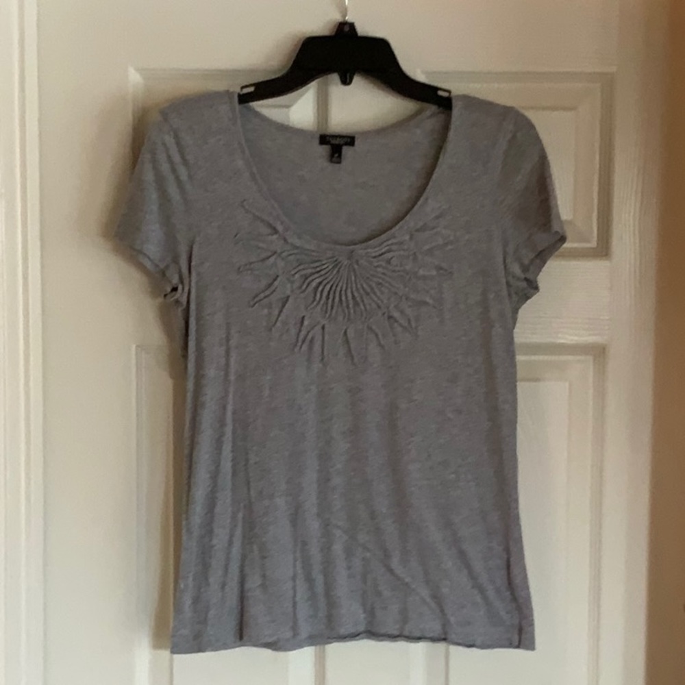 Cute lightweight grey top